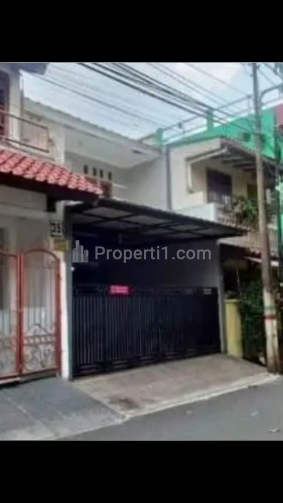 Jual Rumah 2 Lantai Akses Mobil Lokasi Strategis di Pancoran, Jakarta Selatan