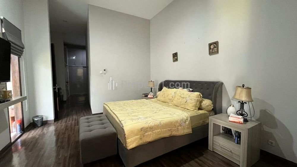 Jual Rumah Mewah SHM di Komplek Deplu Kebayoran Lama Jakarta Selatan