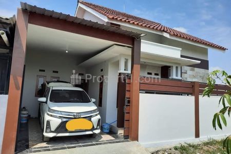 Jual Rumah Mewah Strategis di Karanganyar Kota