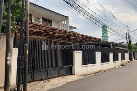 Jual Rumah 2 Lantai di Kawasan Pejaten Barat Jakarta Selatan