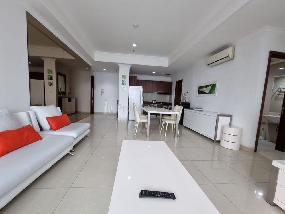 Sewa Apartemen  Denpasar Residence Kuningan City Type 3 BR Full Furnished