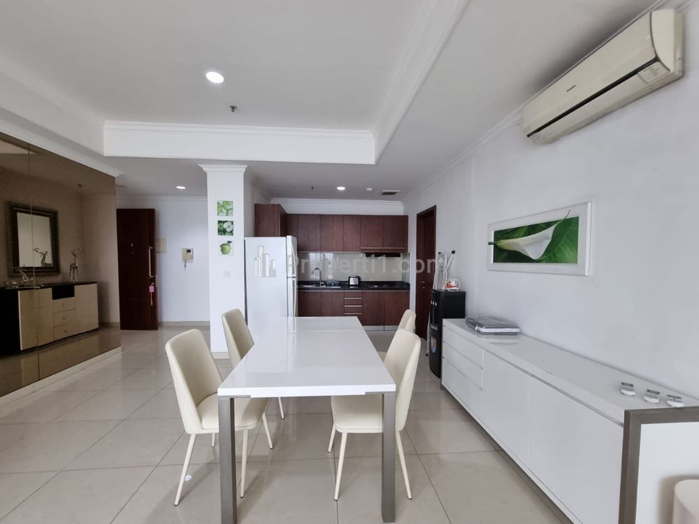 Sewa Apartemen  Denpasar Residence Kuningan City Type 3 BR Full Furnished