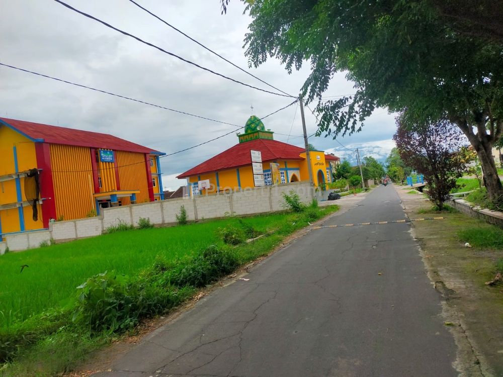 Dijual Tanah Datar Super Strategis 285 Juta di Karanganyar Kota
