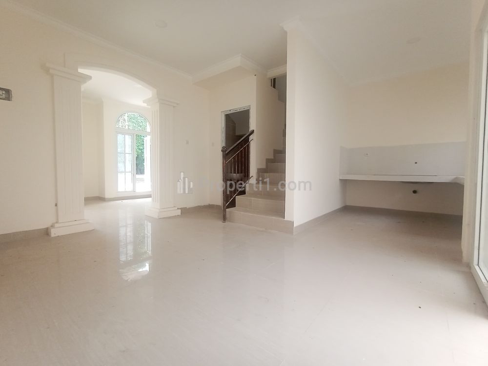 Dijual Rumah Luxury Tipe 6x18 Siap Huni 4 Kamar Tidur di Kalideres Jakarta Barat