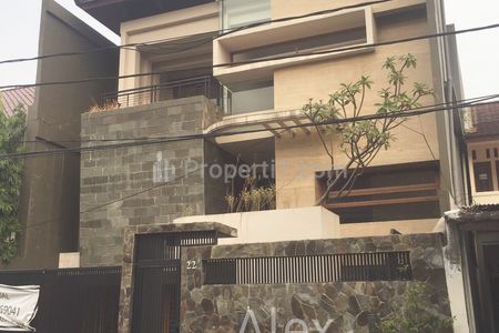 Dijual Rumah di Senopati Selong Kebayoran Baru Jakarta Selatan