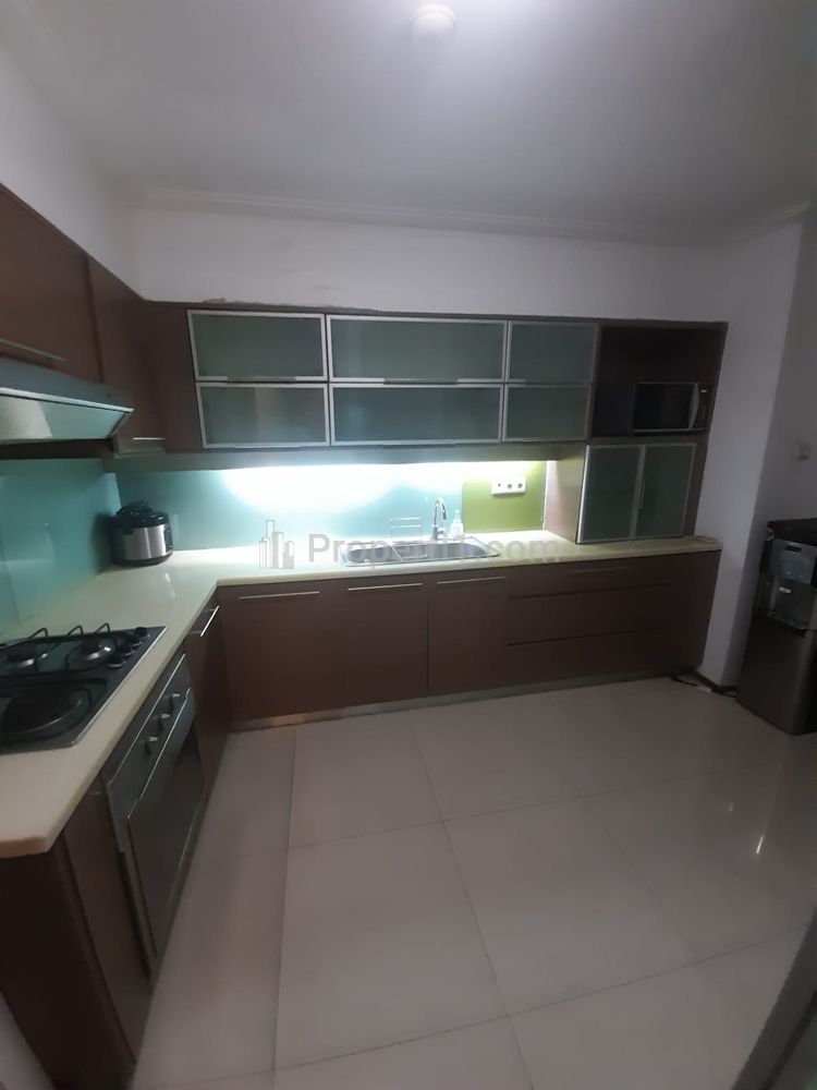 Sewa Apartemen Pavilion Sudirman 3+1 Bedroom, Jakarta Pusat, Full Furnished Good Interior Luas 140 Sqm