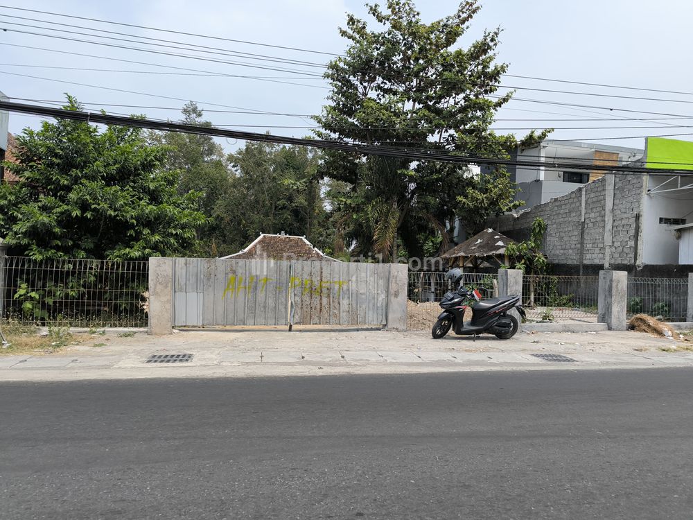 Dijual Tanah Murah Strategis Pinggir Jalan Raya Kadisoka Maguwoharjo Sleman Yogyakarta