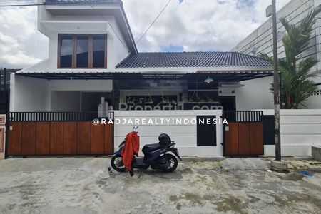 Dijual Rumah Modern Minimalis 2 Lantai Dalam Perum Nogotirto Jl. Godean Km 4 Sleman Yogyakarta