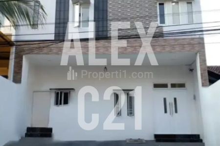 Dijual Rumah di Kelapa Gading Jakarta Utara