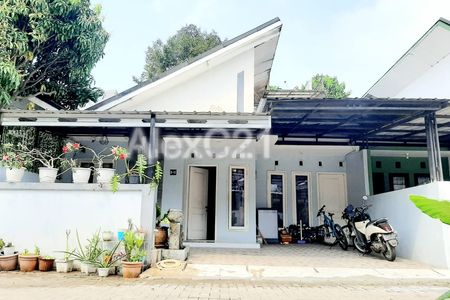 Dijual Rumah Komplek di Pamulang Lestari Residence, Pamulang Barat, Pamulang, Tangerang Selatan