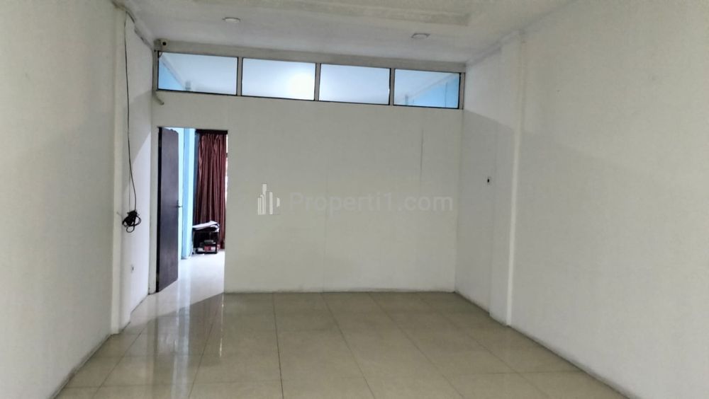 Disewakan Ruko di Jl. Tanjung Duren Utara I, Kec. Grogol Petamburan, Kota Jakarta Barat