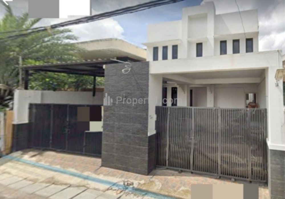Dijual Rumah Siap Huni Lokasi Strategis di Kebayoran Lama Jaksel