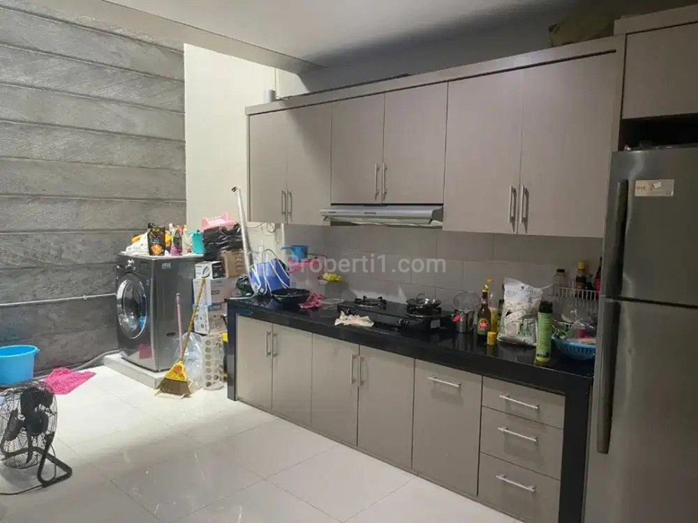 Jual Rumah Minimalis 2 Lantai di Jalan Manyar Permai Jakarta Utara