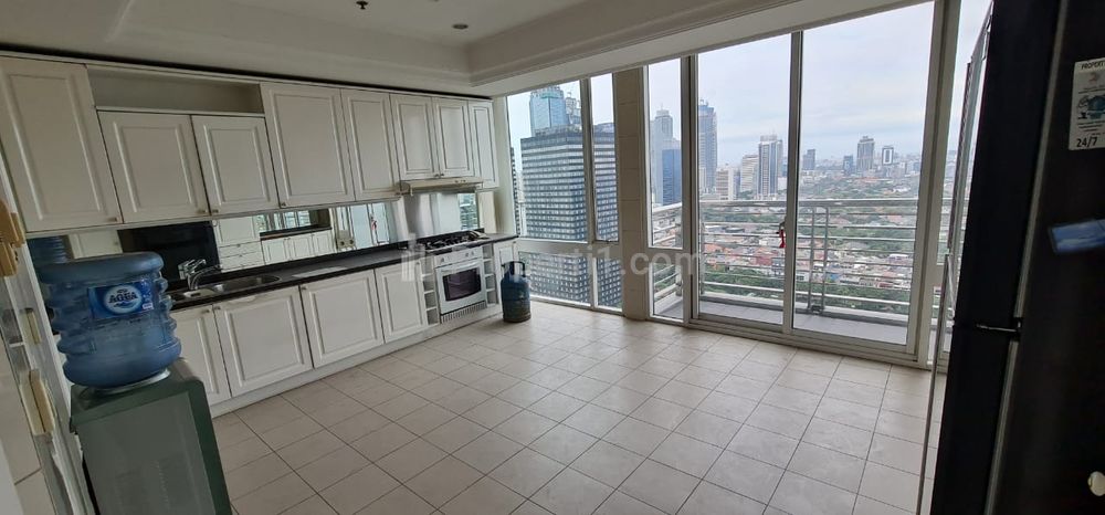 For Sale Apartment Penthouse Fourseason Residence Junior 4BR Semi Furnished