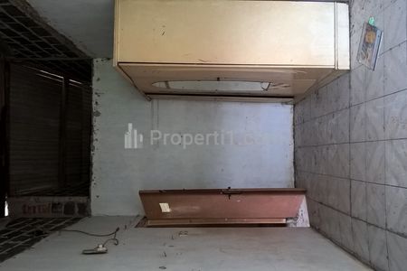 Jual Rumah Bekas Hitung Tanah di Belakang Stasiun Jurangmangu, Tangerang Selatan