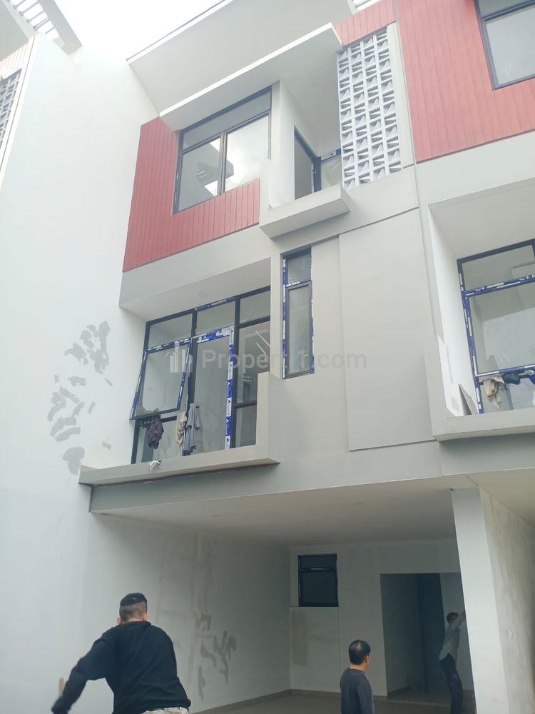 Dijual Rumah di Komplek Barkah Residence Jl. Bali Matraman, Manggarai, Tebet, Jakarta Selatan