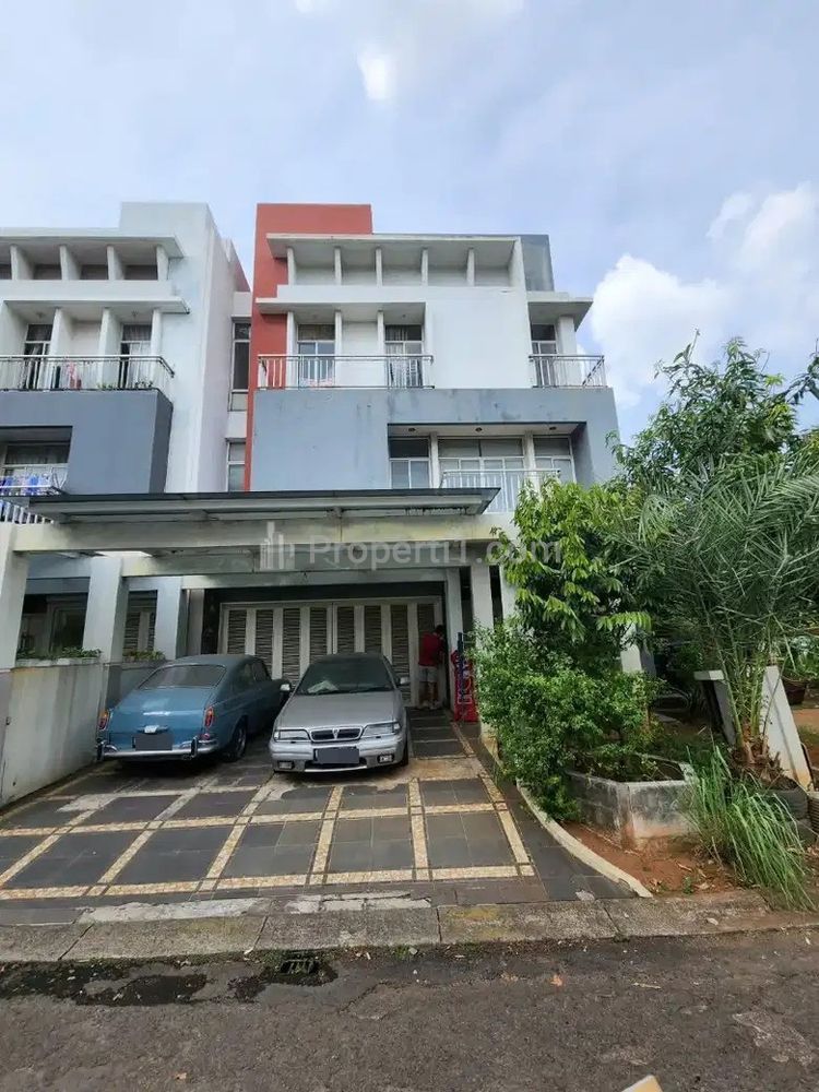 Jual Rumah Mewah Bagus di Komplek Gading Eight Jakarta Utara