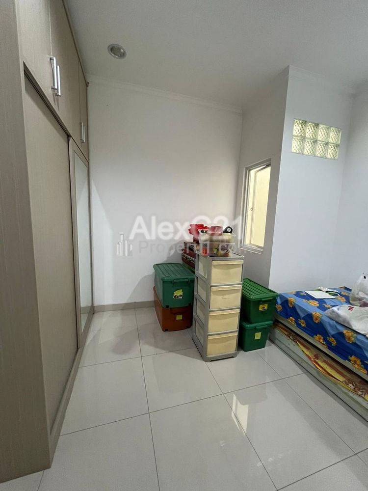 Dijual Rumah Bentuk Ruko di Jelambar, Grogol Petamburan, Jakarta Barat