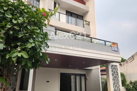 Dijual Rumah Cluster Mewah di Jalan Moh. Kahfi 1, Jagakarsa, Jakarta Selatan