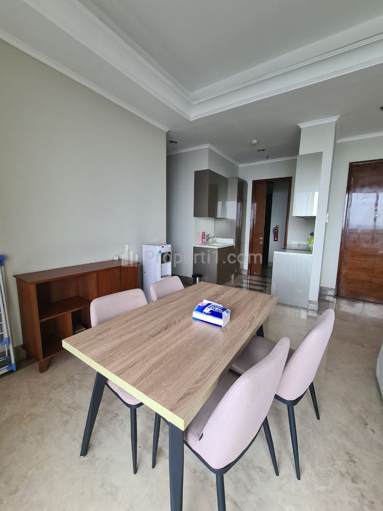 Sewa Apartemen District 8 Tipe 2+1BR 153m2 Full Furnished READY