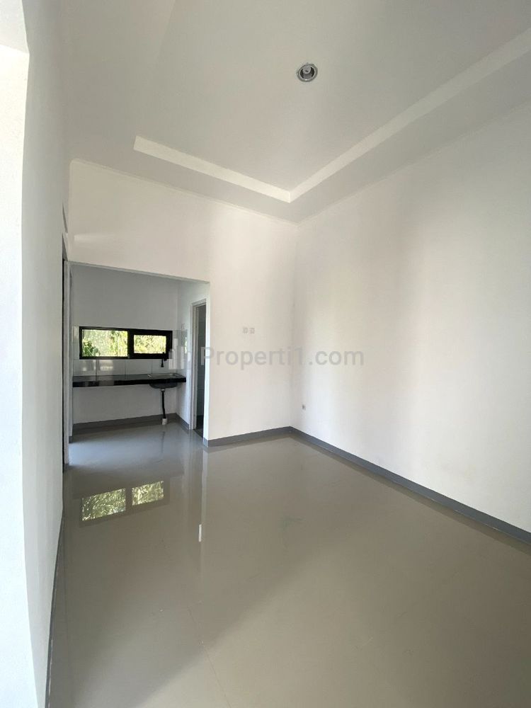 Dijual Rumah Minimalis di Cinunuk Bandung dengan Taman Depan Belakang