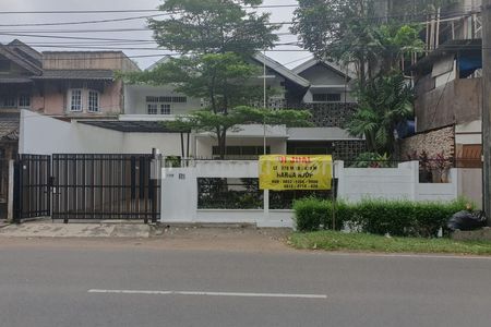 Dijual Rumah Second Lokasi Strategis di Bintaro Utara, Jakarta Selatan