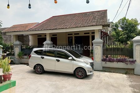 Dijual Rumah dan Tanah Kosong di Jalan Mahkota Raya Tugu Cimanggis Depok