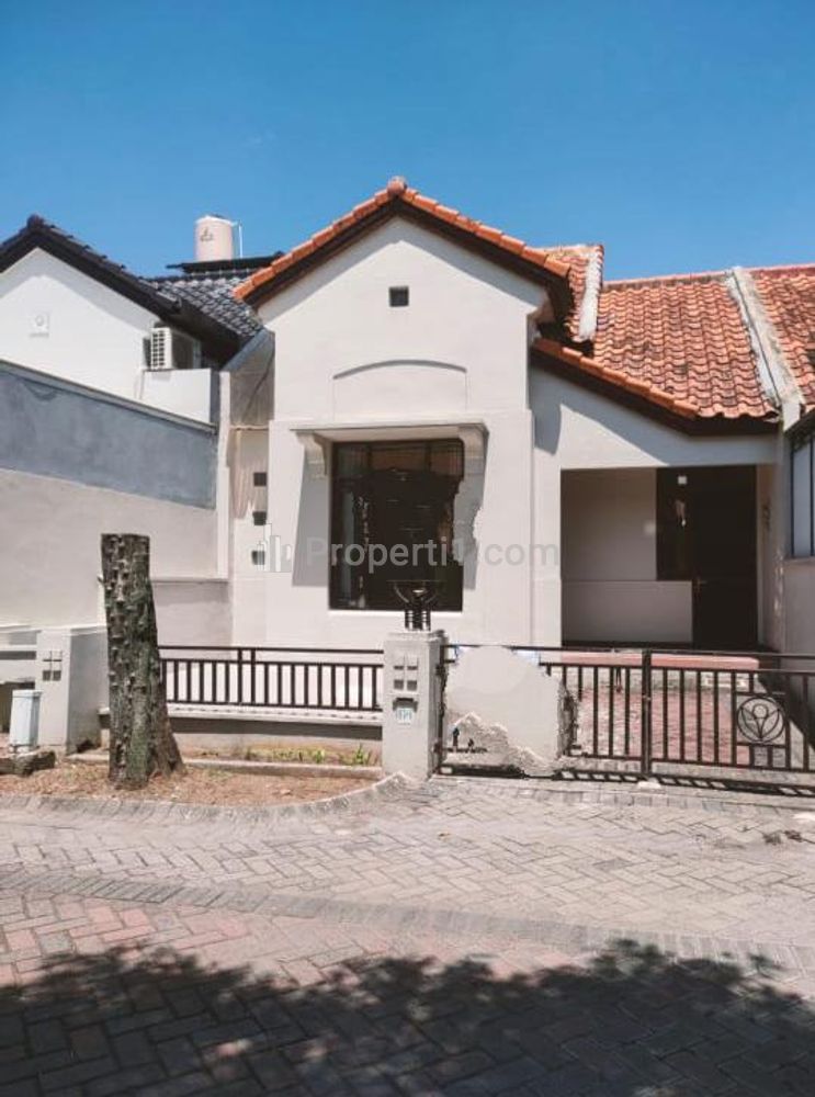 Jual Murah Rumah Taman Puspa Raya Citraland Surabaya dekat Pasar Modern