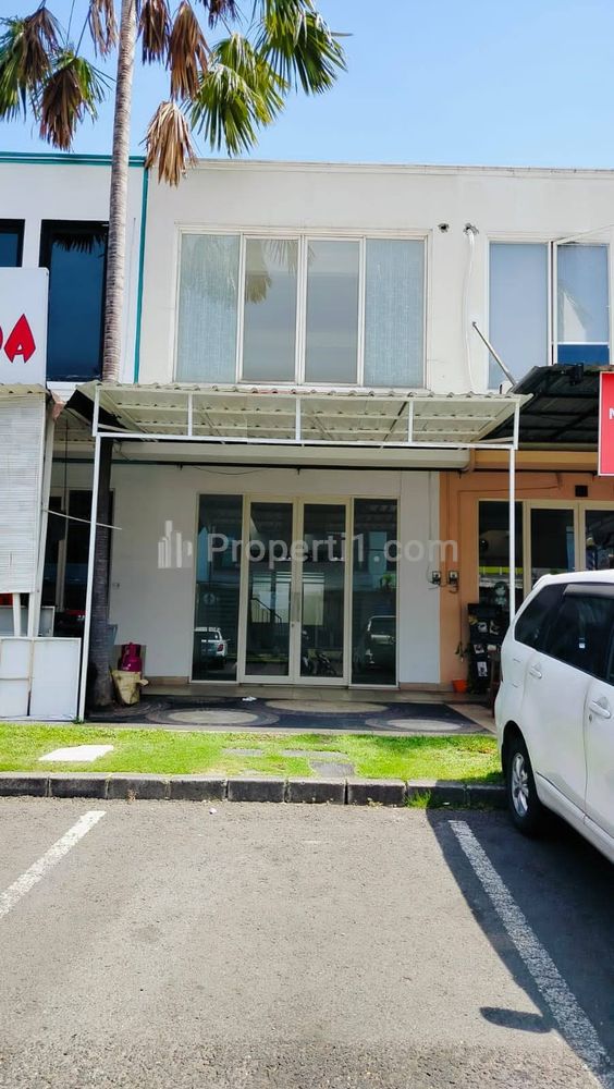 Sewa Ruko 2 Lantai di Pakuwon City Kalisari Mulyorejo Surabaya Timur