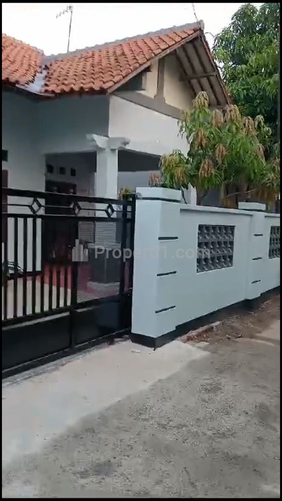 Tampak depan 