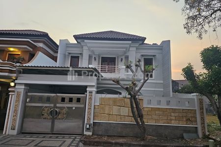 Rumah Dijual Perumahan Pantai Mentari Pakuwon City Surabaya Timur Siap Huni Semi Furnish