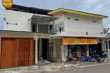 Dijual Cepat Rumah Kost 40 Kamar + 3 Kios di Sekitar UI Depok STDN0149