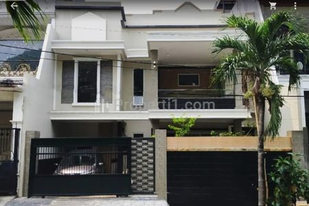 Dijual Rumah di Taman Semanan Indah Jakarta Barat, Kondisi Bagus Hadap Selatan