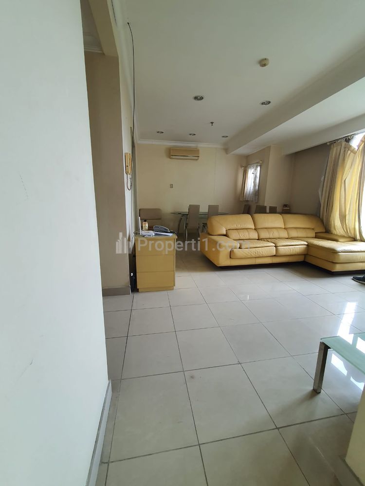 Jual Apartemen Pantai Mutiara Tower Aru, Jakarta Utara - 3+1 BR Semi Furnished