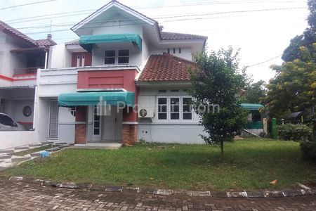 Dijual Rumah Berada Dalam Cluster di Tamansari Persada, Bogor Kota, Hoek, Strategis, Dekat Pintu Tol Yasmin