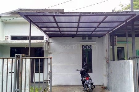 Rumah Disewakan Dalam Perumahan di Cinere Dekat Pintu Tol Limo, Depok