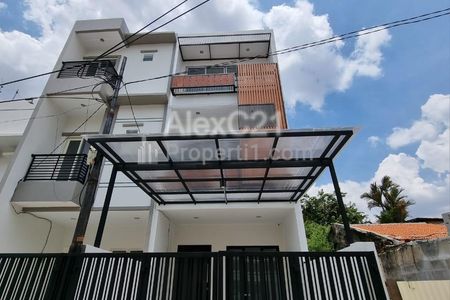 Dijual Rumah Bangunan Baru di Tomang, Grogol Petamburan, Jakarta Barat