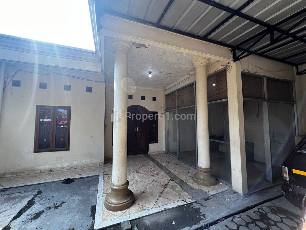 Rumah Disewakan Lokasi Strategis Bisa untuk Usaha di Pangkalan Jati, Depok