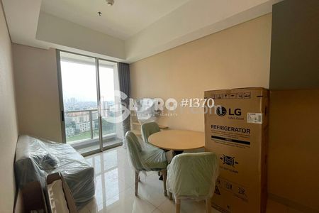 Sewa Apartemen Taman Anggrek Residence Furnished Baru di Tanjung Duren Jakarta Barat