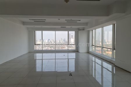 Jual Office Space di Grand Slipi Tower Jakarta Barat Luas 109 m2