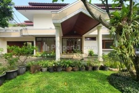 Disewakan Rumah dengan Swimming Pool di Kemang, Bangka, Mampang Prapatan, Jakarta Selatan