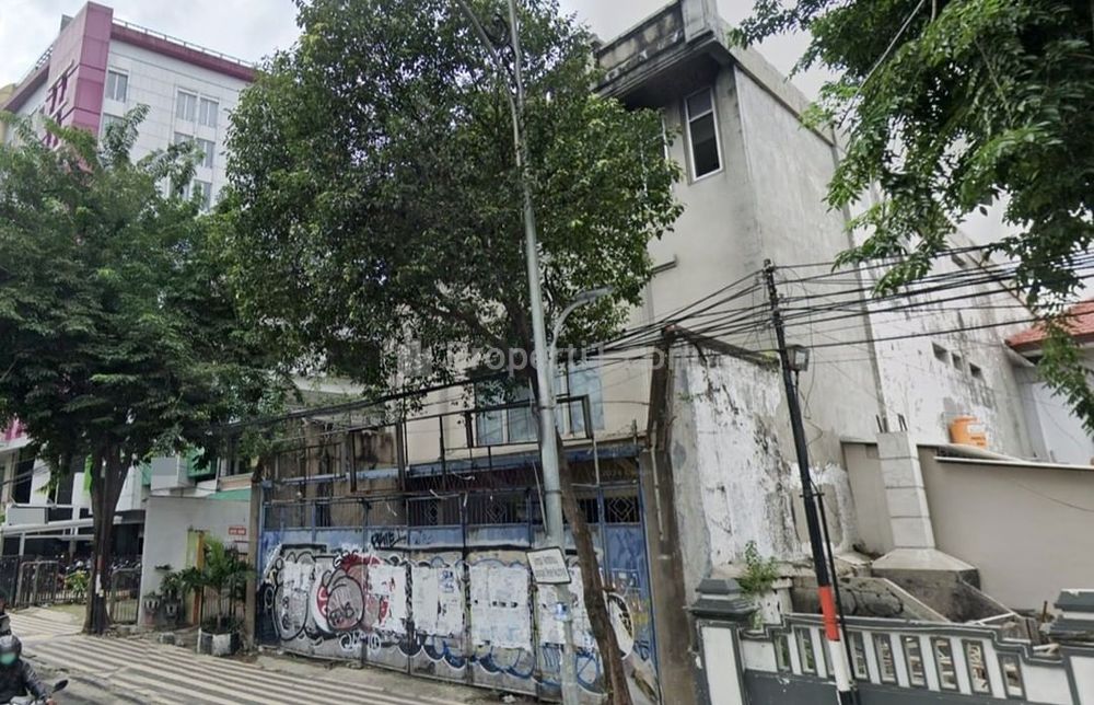 Jual Ruko Kosong Strategis di Area Genteng Surabaya Pusat