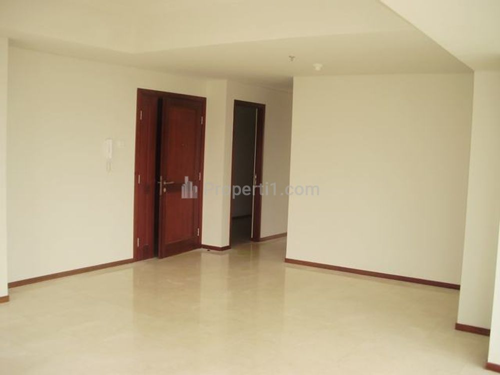 Dijual Apartemen Royal Mediterania Garden, 3+1BR Fitted Uk. 100m2 Kosongan + AC