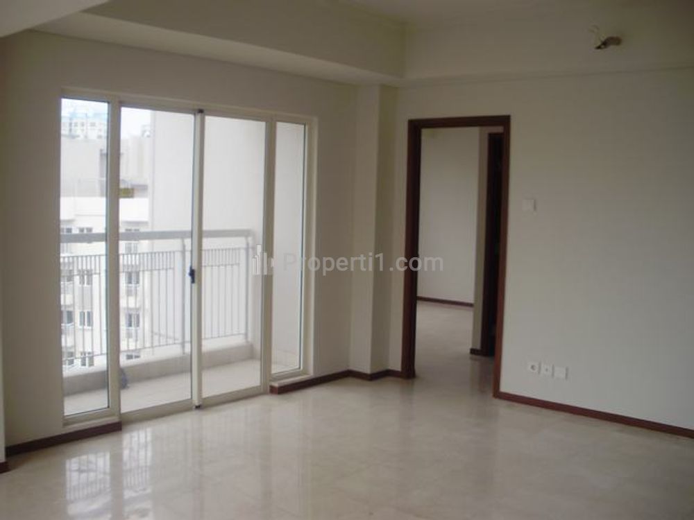 Dijual Apartemen Royal Mediterania Garden, 3+1BR Fitted Uk. 100m2 Kosongan + AC