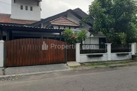 Jual Rumah Sangat Bagus SHM di Jalan Baruk Utara Kota Surabaya