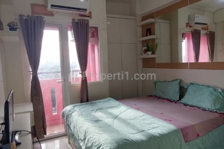 Disewakan Harian Apartemen Green Pramuka City - Studio Furnished