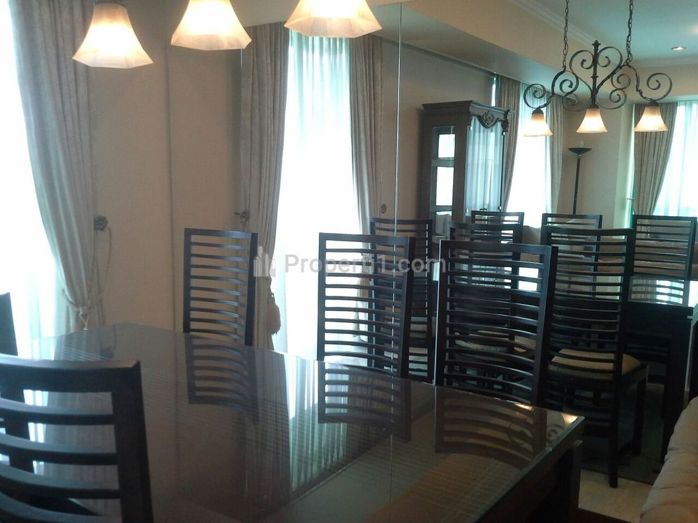 For Sale Apartemen Casablanca Jakarta Selatan - 3+1 Bedrooms Furnished View Pool