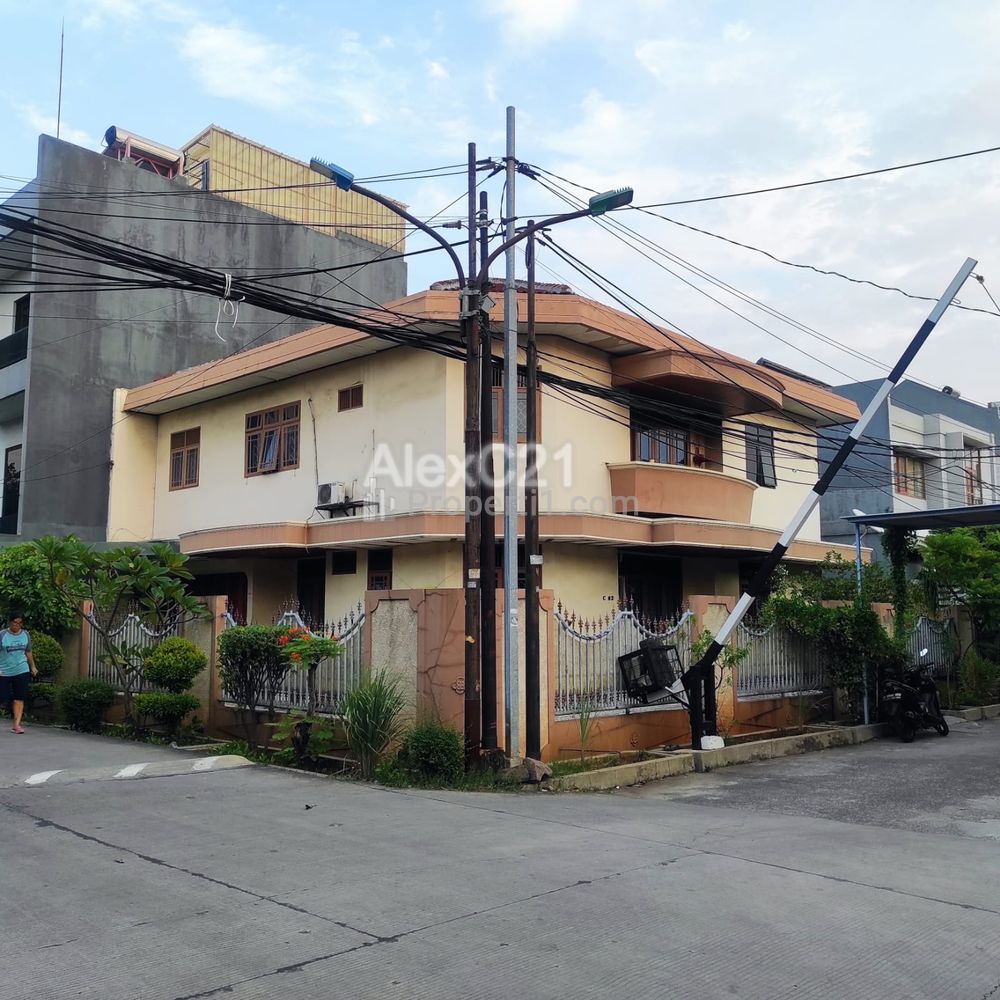 Dijual Rumah Komplek di Kelapa Gading, Pegangsaan Dua, Jakarta Utara - LT 413 LB 360