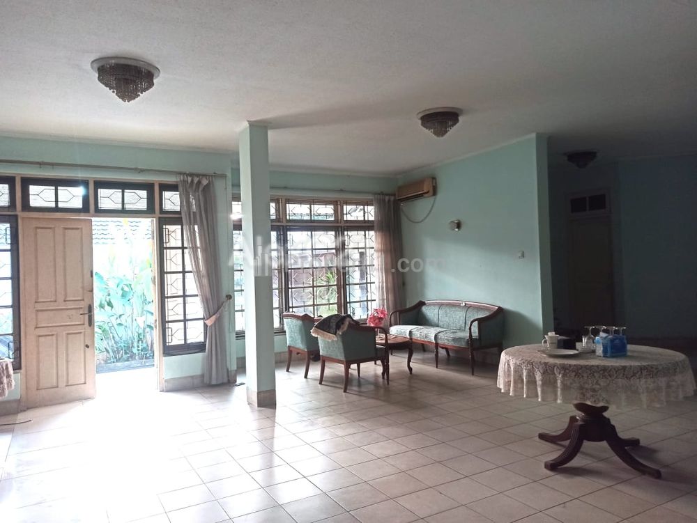 Dijual Rumah Luas dengan Pool di Bangka, Mampang Prapatan, Jakarta Selatan