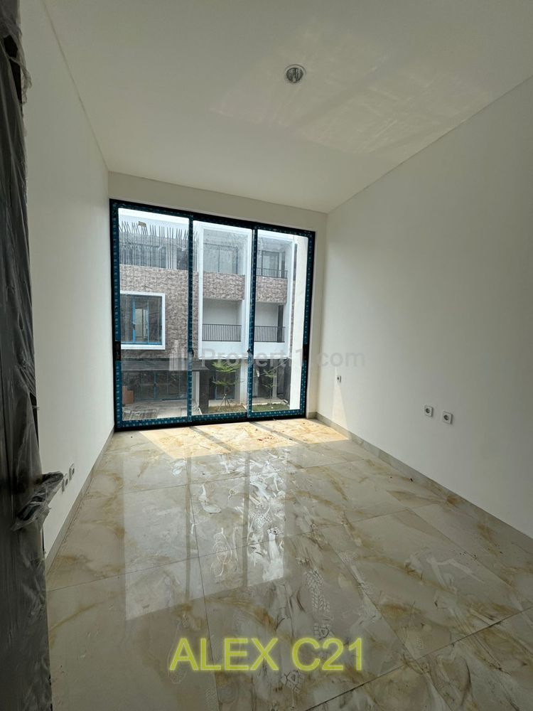 Dijual Rumah di Anwa Residence Puri, Meruya Selatan, Kembangan, Jakarta Barat